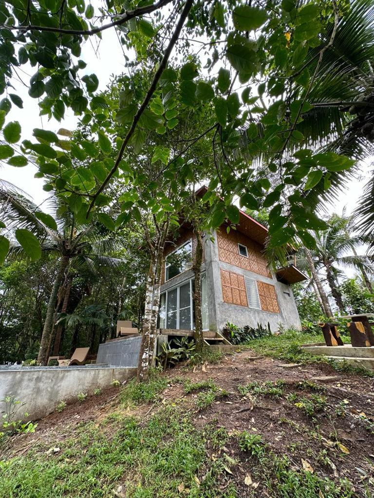 Elnora'S Farm Hotel Lucban Exterior photo